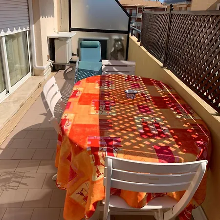 Appartement Relax Au Soleil - Avec Grande Terrasse - Proche De La 100 M Et Du Centre *