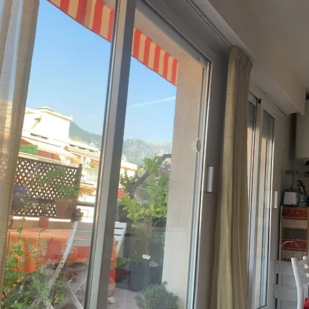 Relax Au Soleil - Avec Grande Terrasse - Proche De La 100 M Et Du Centre Menton
