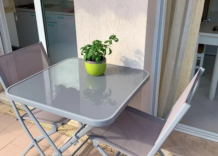 Relax Au Soleil - Proche De La 100 M - Centre-ville